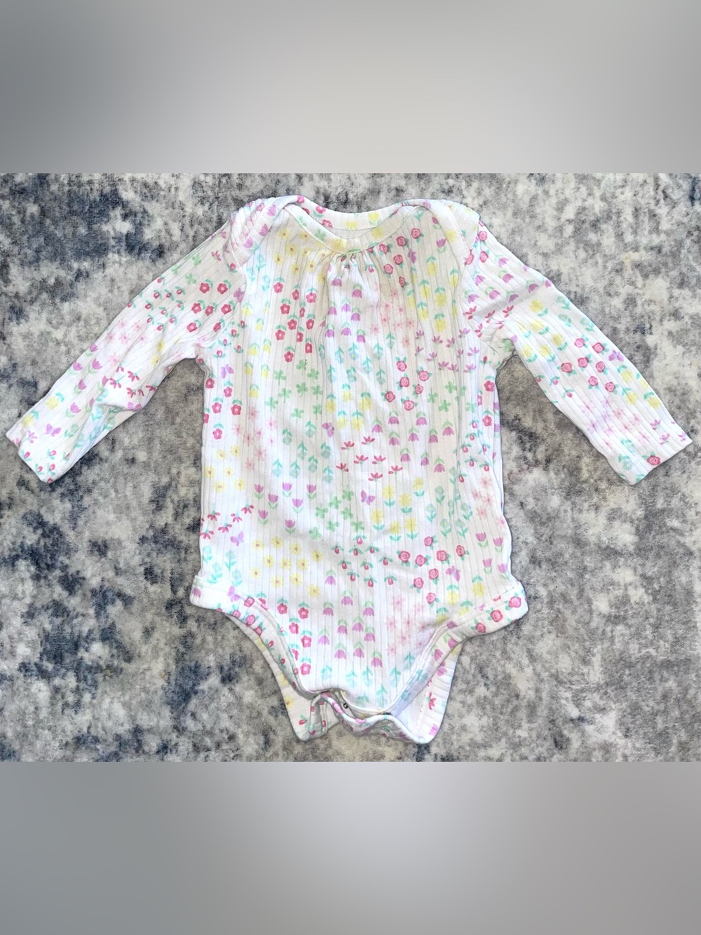 Garanimals long sleeve onesie bodysuit size 0-3 months